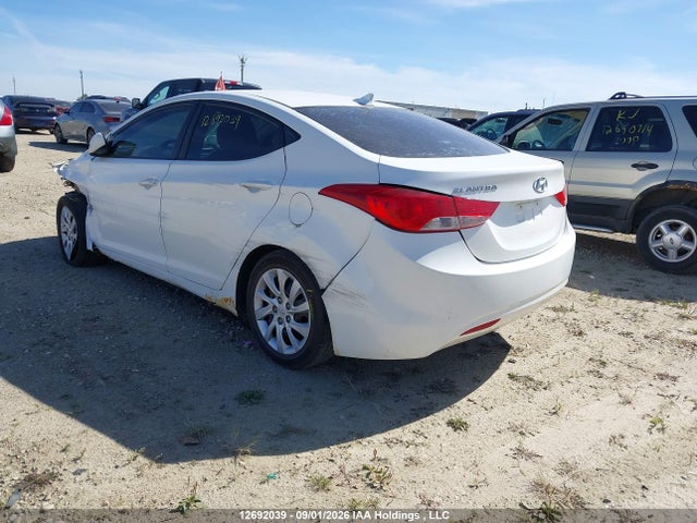 Продажа на аукционе авто 2013 Hyundai Elantra Gls/limited, vin: 5NPDH4AE7DH209806, номер лота: 12692039