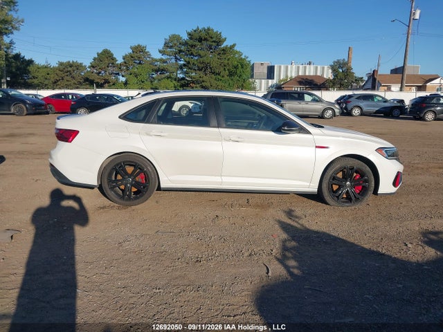 2022 Volkswagen Jetta Gli Autobahn მანქანა იყიდება აუქციონზე, vin: 3VW1T7BU2NM029702, აუქციონის ნომერი: 12692050