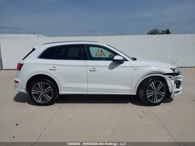 Aukcja sprzedaży 2018 Audi Q5 Technik S-line, vin: WA1FNAFYXJ2001655, numer aukcji: 12692062