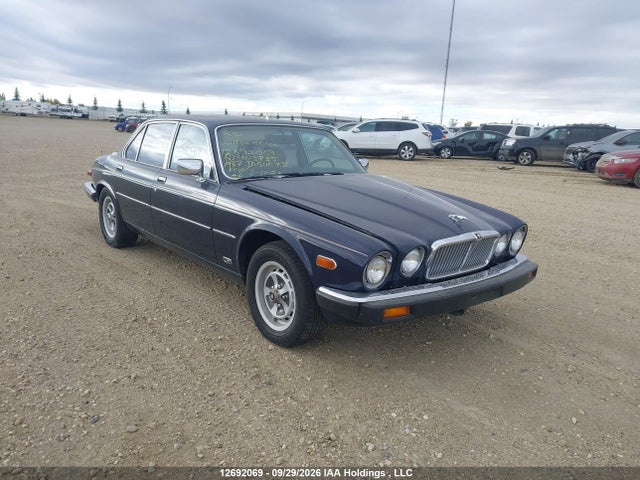 12692069 :رقم المزاد ، SAJAV1346HC463735 vin ، 1987 Jaguar Xj6 مزاد بيع