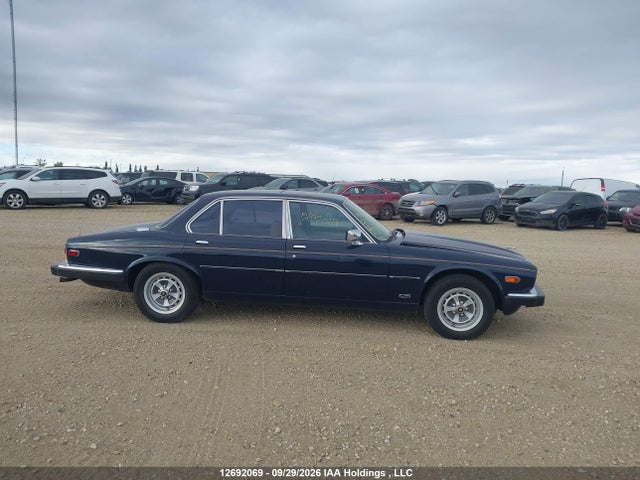 12692069 :رقم المزاد ، SAJAV1346HC463735 vin ، 1987 Jaguar Xj6 مزاد بيع