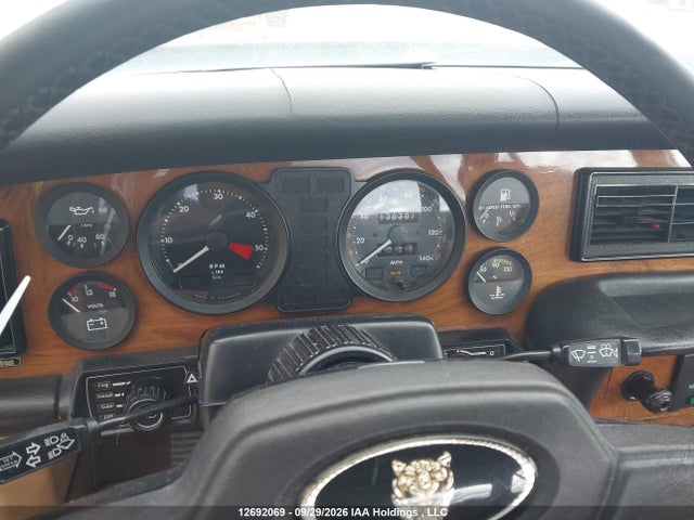 12692069 :رقم المزاد ، SAJAV1346HC463735 vin ، 1987 Jaguar Xj6 مزاد بيع