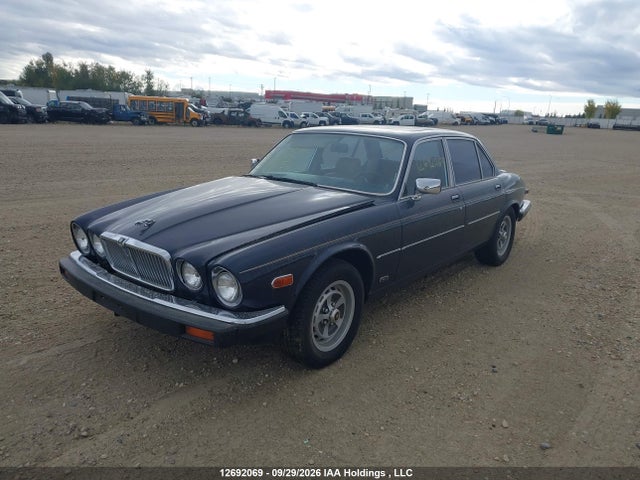 12692069 :رقم المزاد ، SAJAV1346HC463735 vin ، 1987 Jaguar Xj6 مزاد بيع