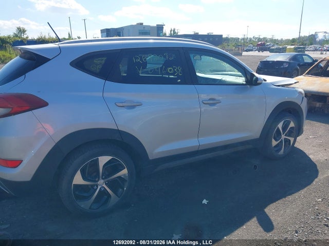 Hyundai Tucson Premium 1.6 2016 KM8J3CA26GU046038 Image 13