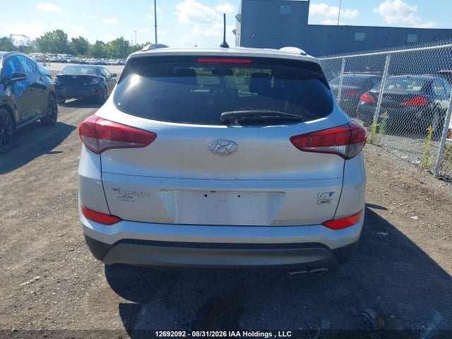 Hyundai Tucson Premium 1.6 2016 KM8J3CA26GU046038 Image 16