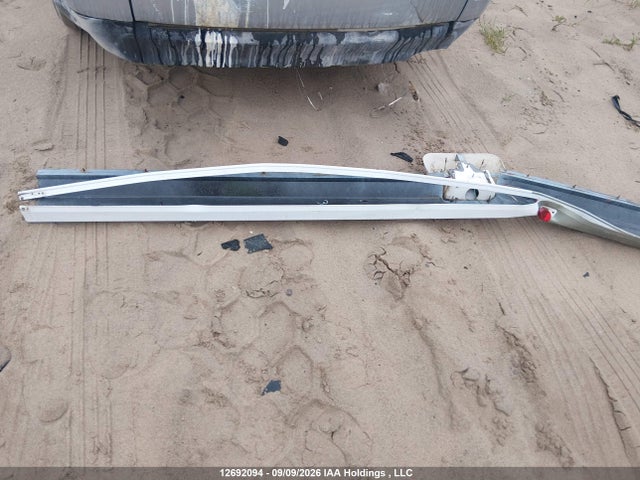 12692094 :رقم المزاد ، 3FCMF53S9XJA00386 vin ، 1999 Ford F550 Super Duty Stripped Chass مزاد بيع