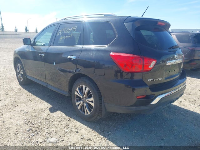 12692098 :رقم المزاد ، 5N1DR2MM3HC600663 vin ، 2017 Nissan Pathfinder S/sv/sl/platinum مزاد بيع