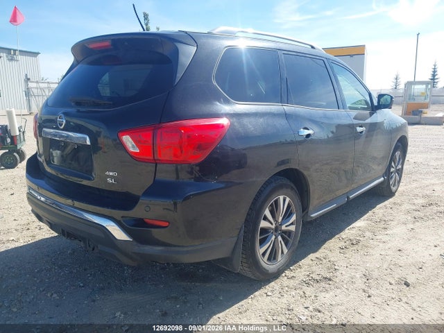 12692098 :رقم المزاد ، 5N1DR2MM3HC600663 vin ، 2017 Nissan Pathfinder S/sv/sl/platinum مزاد بيع