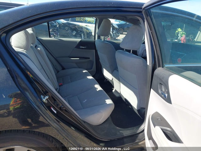 12692110 :رقم المزاد ، 1HGCR2E38FA803256 vin ، 2015 Honda Accord Lx مزاد بيع
