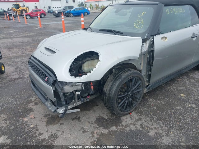 Продаж на аукціоні авто 2023 Mini Convertible Cooper S, vin: WMW43DL05P3R30445, номер лоту: 12692120