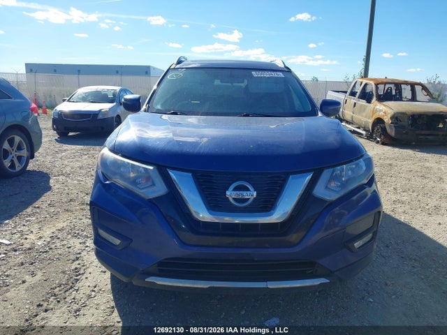 5N1AT2MV5HC803213 Nissan Rogue S/sl Platinum/sv