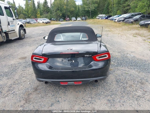 Fiat 124 Spider Lusso 2017 JC1NFAEKXH0126847 Image 16