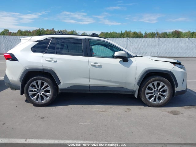 Продажа на аукционе авто 2022 Toyota Rav4 Xle/xle Premium, vin: 2T3R1RFV8NW324893, номер лота: 12692158