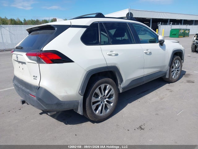 Продажа на аукционе авто 2022 Toyota Rav4 Xle/xle Premium, vin: 2T3R1RFV8NW324893, номер лота: 12692158