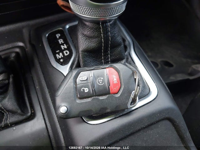 2023 Jeep Wrangler 4-door Sahara მანქანა იყიდება აუქციონზე, vin: 1C4HJXEN4PW526961, აუქციონის ნომერი: 12692167