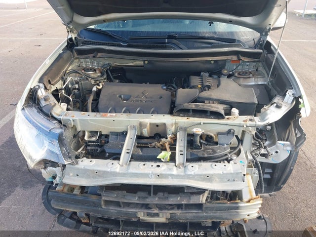 Mitsubishi Outlander Es/ex/ex-l 2020 JA4AZ2A35LZ614406 Image 10