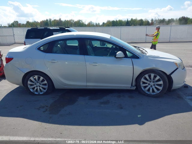 1G4PP5SK2F4205001 Buick Verano