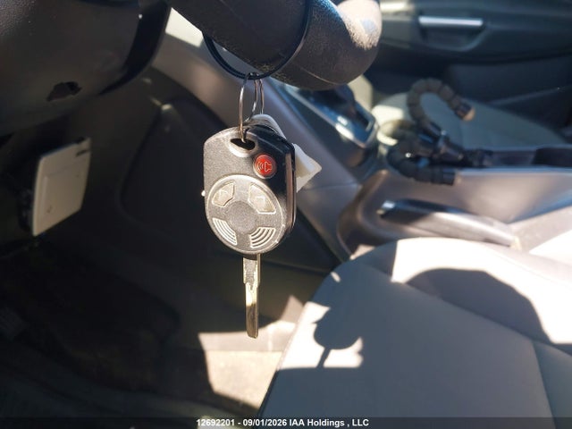 2013 Ford Escape Se მანქანა იყიდება აუქციონზე, vin: 1FMCU9G90DUB33796, აუქციონის ნომერი: 12692201