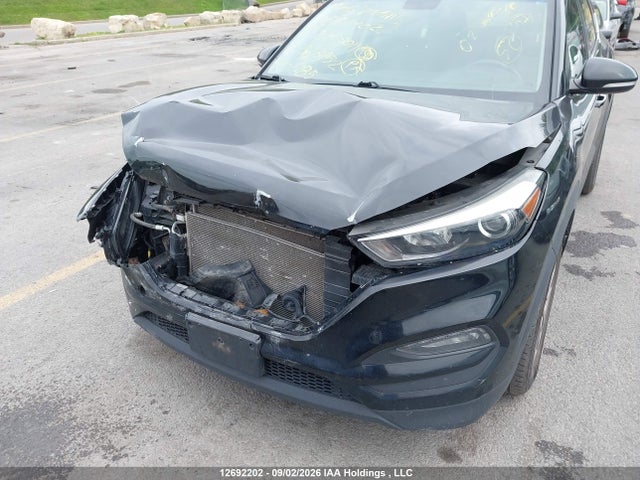 KM8J3CA4XHU563152 Hyundai Tucson Limited/sport And Eco/se