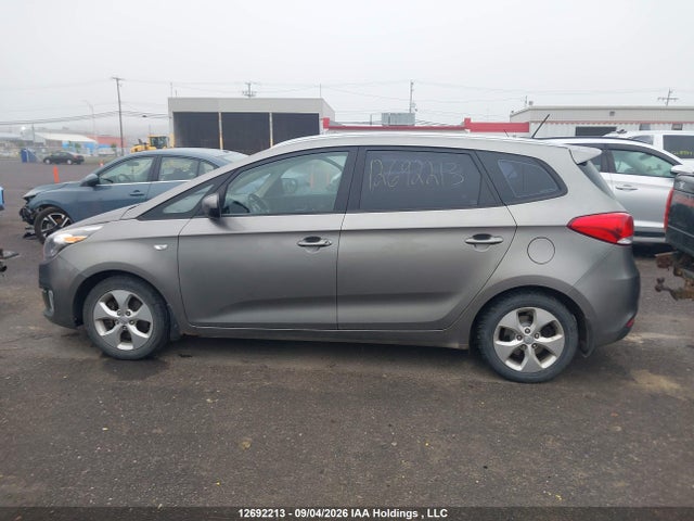 KIA Rondo 2014 KNAHT8A31E7049561 Image 14