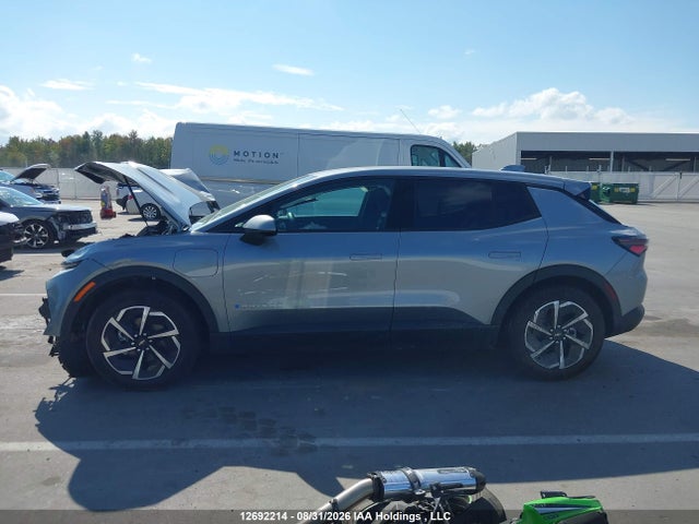 3GN7DLRP1TS187497 Chevrolet EQUINOX LT