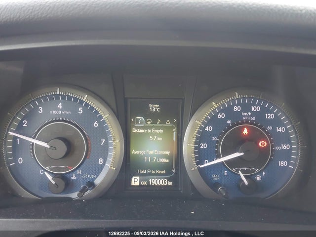 12692225 :رقم المزاد ، 5TDDK3DC8FS117011 vin ، 2015 Toyota Sienna Xle/limited مزاد بيع