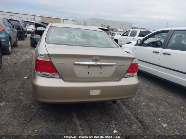 2005 Toyota Camry Le V6/xle V6 მანქანა იყიდება აუქციონზე, vin: 4T1BF32K55U102901, აუქციონის ნომერი: 12692240