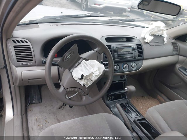 2005 Toyota Camry Le V6/xle V6 მანქანა იყიდება აუქციონზე, vin: 4T1BF32K55U102901, აუქციონის ნომერი: 12692240