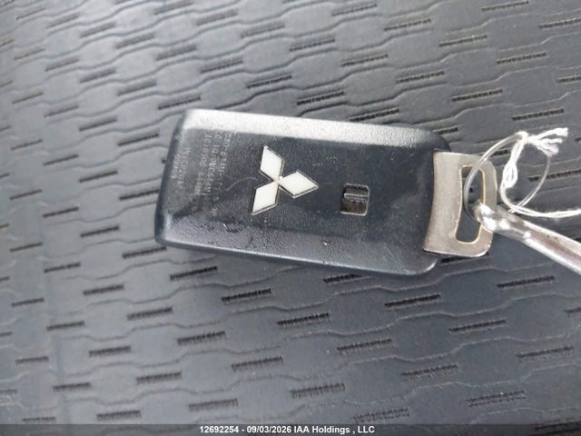 2014 Mitsubishi Outlander Se მანქანა იყიდება აუქციონზე, vin: JA4JZ3AX1EZ604306, აუქციონის ნომერი: 12692254