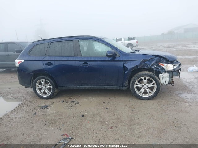 2014 Mitsubishi Outlander Se მანქანა იყიდება აუქციონზე, vin: JA4JZ3AX1EZ604306, აუქციონის ნომერი: 12692254