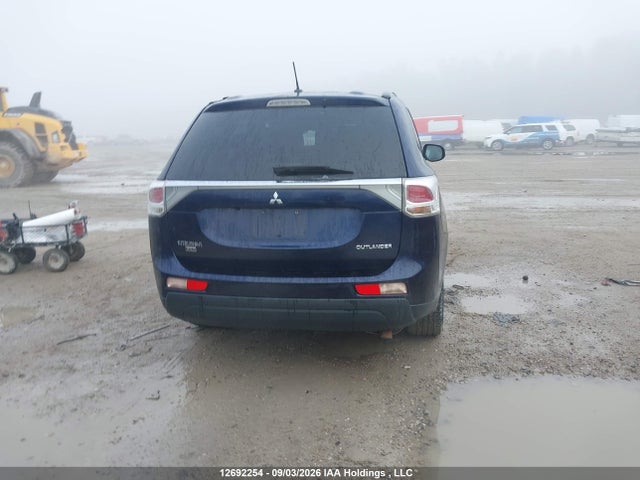 2014 Mitsubishi Outlander Se მანქანა იყიდება აუქციონზე, vin: JA4JZ3AX1EZ604306, აუქციონის ნომერი: 12692254