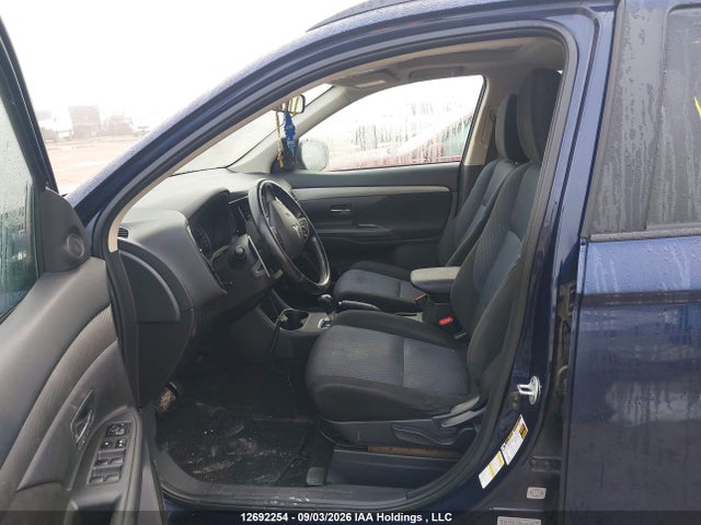 2014 Mitsubishi Outlander Se მანქანა იყიდება აუქციონზე, vin: JA4JZ3AX1EZ604306, აუქციონის ნომერი: 12692254