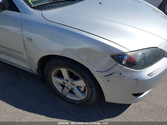 Aukcja sprzedaży 2004 Mazda Mazda3 Gs, vin: JM1BK12F641105488, numer aukcji: 12692266