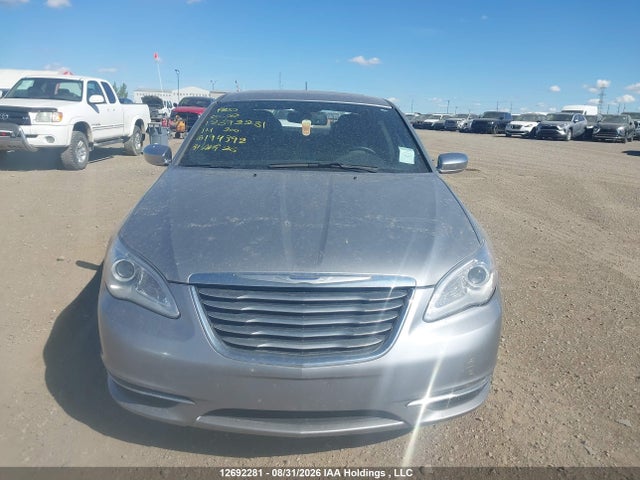 12692281 :رقم المزاد ، 1C3CCBCG2EN194392 vin ، 2014 Chrysler 200 Limited مزاد بيع