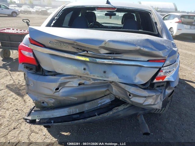 12692281 :رقم المزاد ، 1C3CCBCG2EN194392 vin ، 2014 Chrysler 200 Limited مزاد بيع