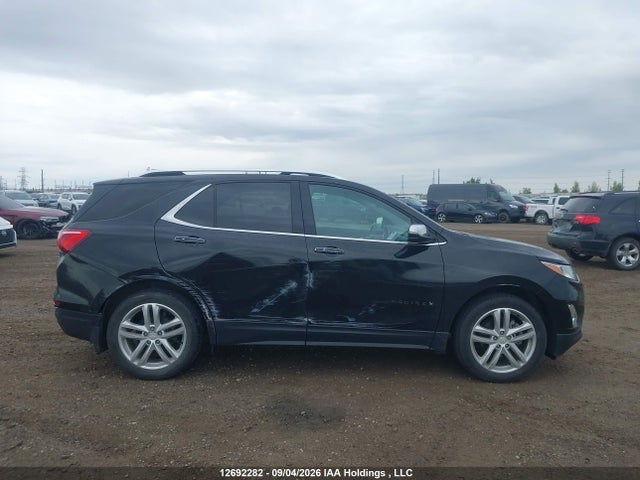 2018 Chevrolet Equinox Premier მანქანა იყიდება აუქციონზე, vin: 2GNAXWEX8J6189411, აუქციონის ნომერი: 12692282