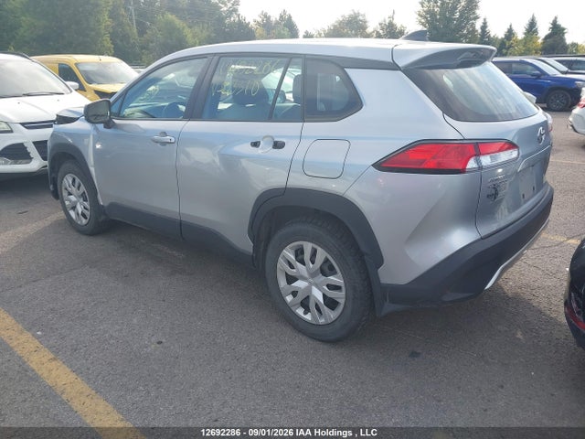 Toyota Corolla Cross L 2022 7MUAAABG1NV003310 Image 3