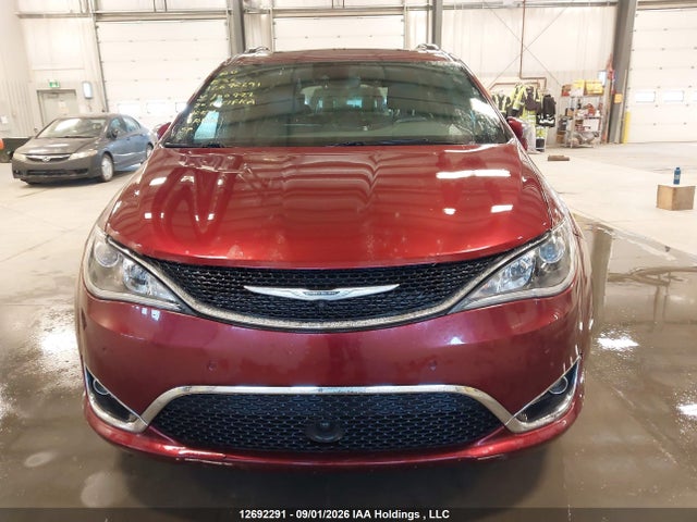 2020 Chrysler Pacifica Limited მანქანა იყიდება აუქციონზე, vin: 2C4RC1GG5LR100922, აუქციონის ნომერი: 12692291
