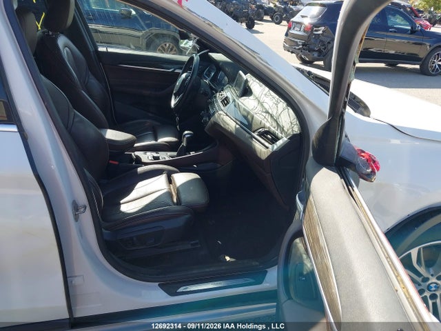 BMW X1 Xdrive28i 2018 WBXHT3C31J5L28181 Image 5