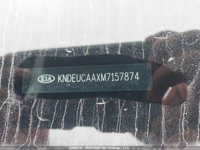 KNDEUCAAXM7157874 KIA SELTOS EX