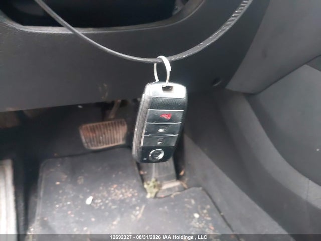KIA SORENTO EX 2016 5XYPHDA51GG142743 Image 11