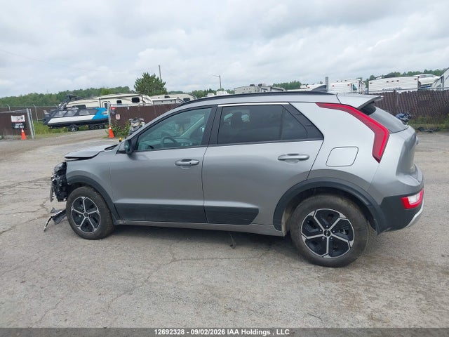 KNDCR3LE0S5252509 KIA Niro Ex/ex Touring
