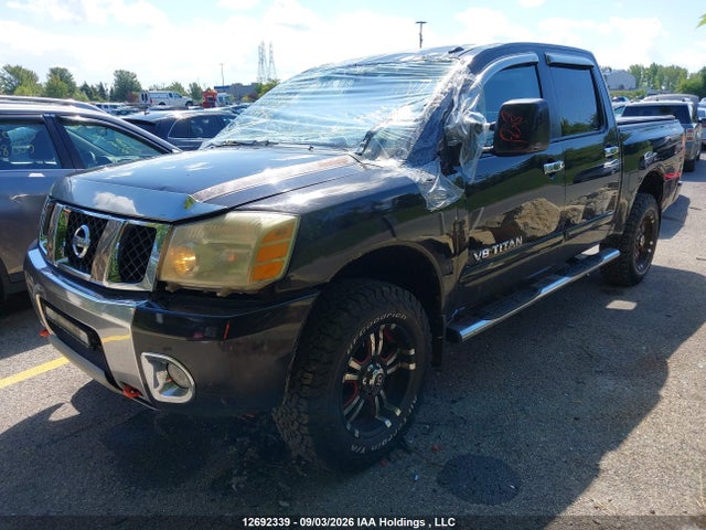 Nissan TITAN SV 2014 1N6AA0EC7EN511815 Image 2
