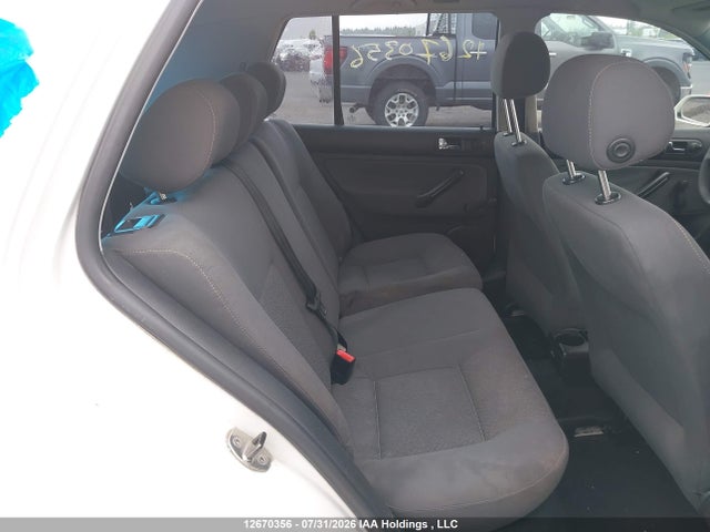 2009 Volkswagen City Golf 2.0l მანქანა იყიდება აუქციონზე, vin: 9BWEL41JX94013099, აუქციონის ნომერი: 12670356