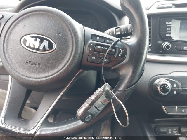 5XYPGDA56GG180648 KIA Sorento 3.3l Lx +