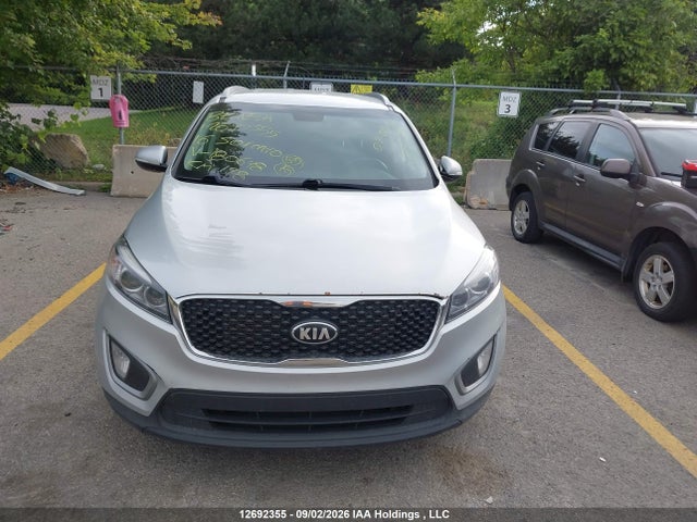 5XYPGDA56GG180648 KIA Sorento 3.3l Lx +