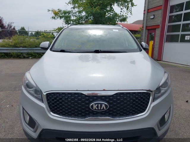 5XYPGDA56GG180648 KIA Sorento 3.3l Lx +