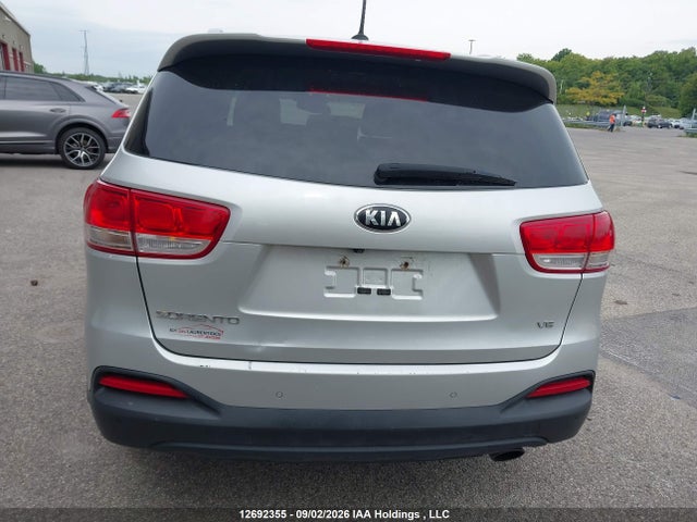 5XYPGDA56GG180648 KIA Sorento 3.3l Lx +