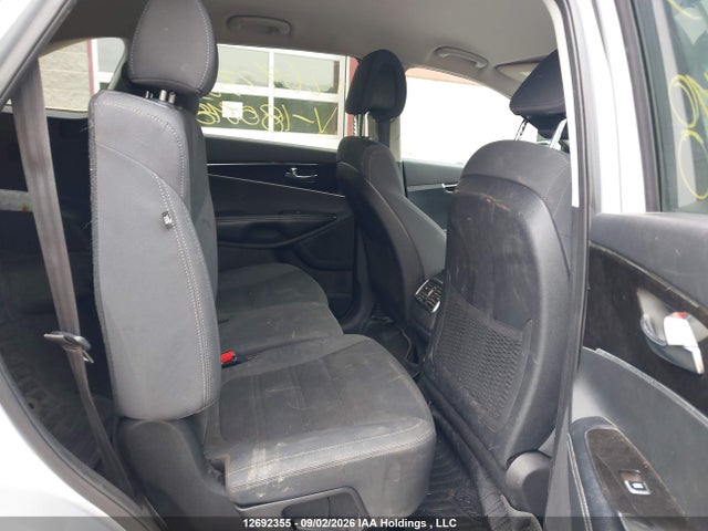 5XYPGDA56GG180648 KIA Sorento 3.3l Lx +