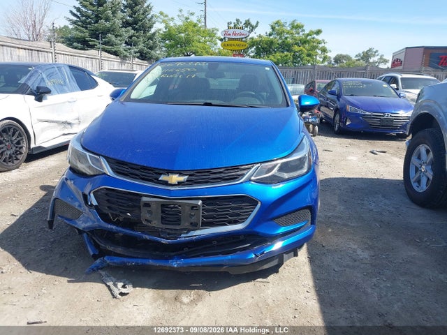 Chevrolet Cruze Lt Auto 2018 1G1BE5SM2J7116650 Image 12